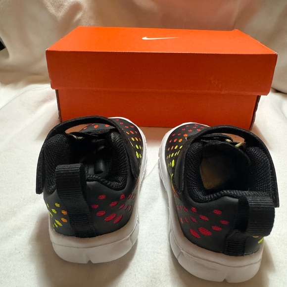 🆕 BABY NIKE FREE EXPRESS - Picture 5 of 6